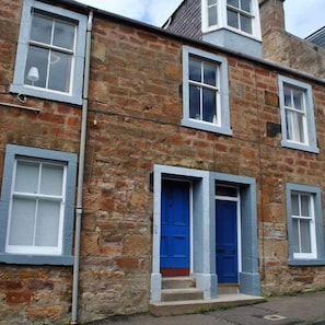 East Neuk Haven is a lovingly renovated traditional stone property