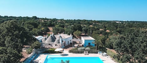 Welcome to Trullo Trazzonara.  Paradise in Puglia!