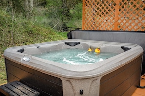 Bain à remous extérieur