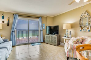 Living/Dinning Area