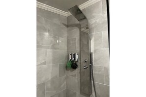 Master shower