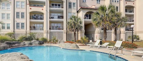 North Topsail Vacation Rental | 2BR | 2BA | 1,228 Sq Ft | Step-Free Access