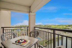 Balcony Golf View