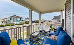 Balcony | Outdoor Seating | Walk to Beaches