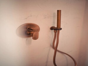 Hand-held showerhead
