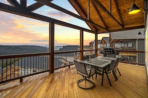 Main level deck and grill