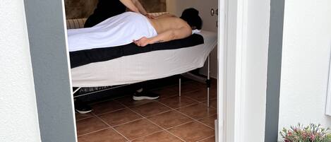 Massage in accommodation