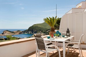 Private terrace Cap Sa Sal Turquesa