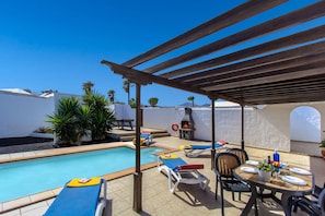 Villa Jade image