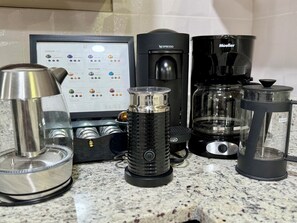 Kaffe och/eller kaffebryggare