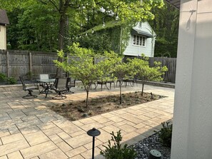 Outdoor Entertaining Space