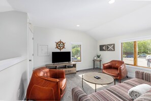 Sophisticated & Functional Decor