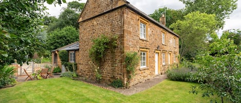 Brook Cottage - Staycotswold