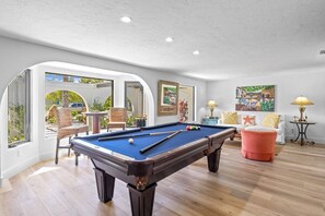 Spielezimmer