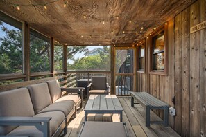 OSF24: Dunesbury | ML Screened Porch