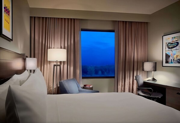 Unit with 1 King Bed