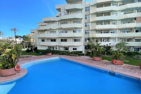 Holiday Home Swimming Pool