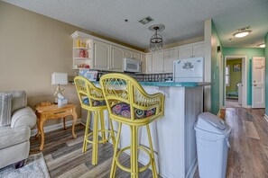 Seating for 2 at the Kitchen Counter Bar