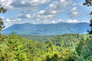 Bella Vista has one of the best views of the Georgia Mountains 