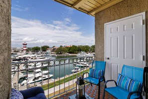 953 Cutter Court | Balcony