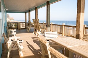 The quitdoor dining and lounge area is perfect for soaking in the fantastic views