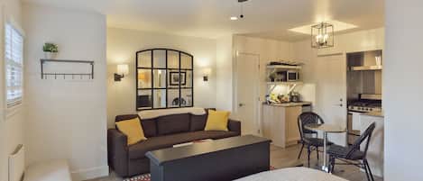 This stylish 400 sq ft Seashore Studio offers everything you need for a comfortable and relaxing stay.