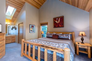 Primary Bedroom - Main Level
