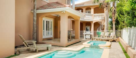 Private Pool and Hot Tub