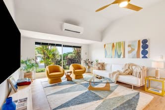 Cool, Lo-Fi Styled Surf Shack - Ka Hale Nalu