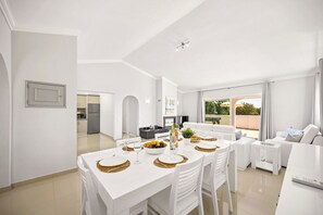 Villa Citrinos image