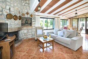 Villa Francisca image