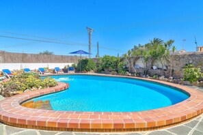 Villa Maite image
