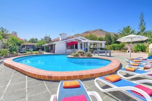 Villa Maite image