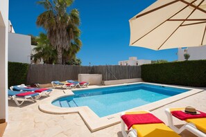 Villa Roig image