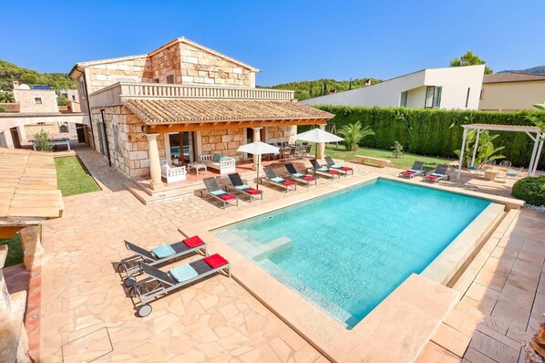 Villa La Boveda image