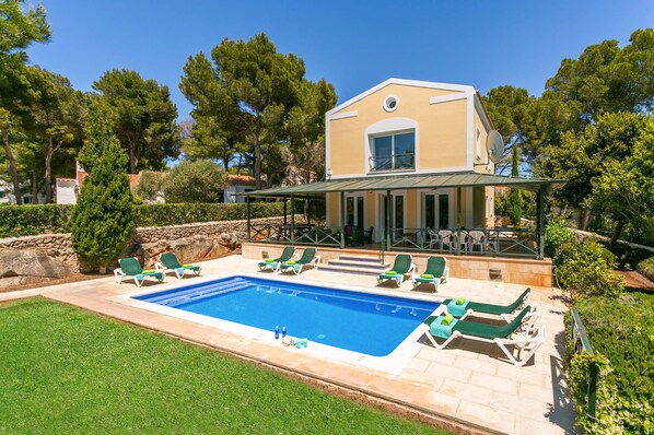 Villa Serafina image