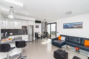 Villa Lola image
