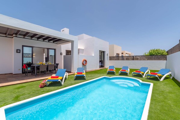 Villa Janubio image