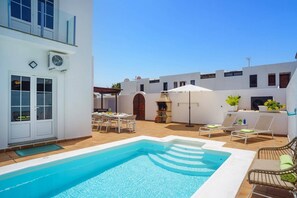 Villa Laurona image