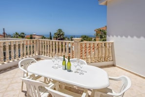Villa Magnolia image