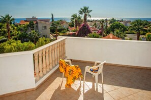 Villa Gardenia image