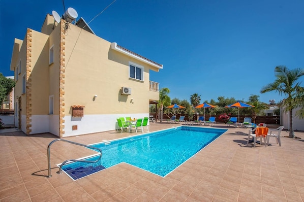 Villa Semeli image