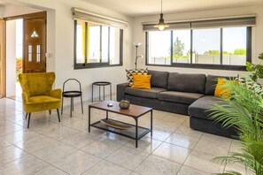 Villa Themis image