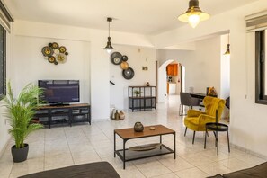 Villa Themis image
