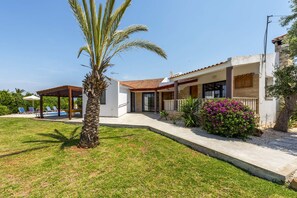 Villa Theo Sapphire image