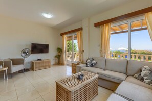 Villa Savia image