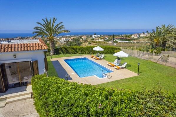 Villa Rhea image