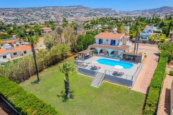 Villa Danae Coral Bay image