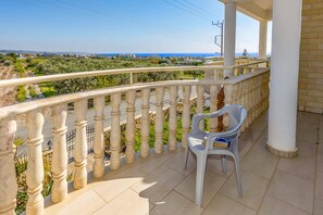 Villa Cypria Maria image