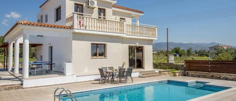 Villa Cypria Maria image